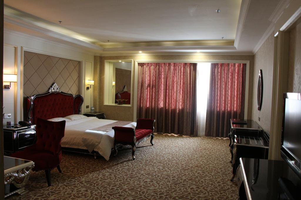 Zhuhai Rongfeng Hotel Exterior photo